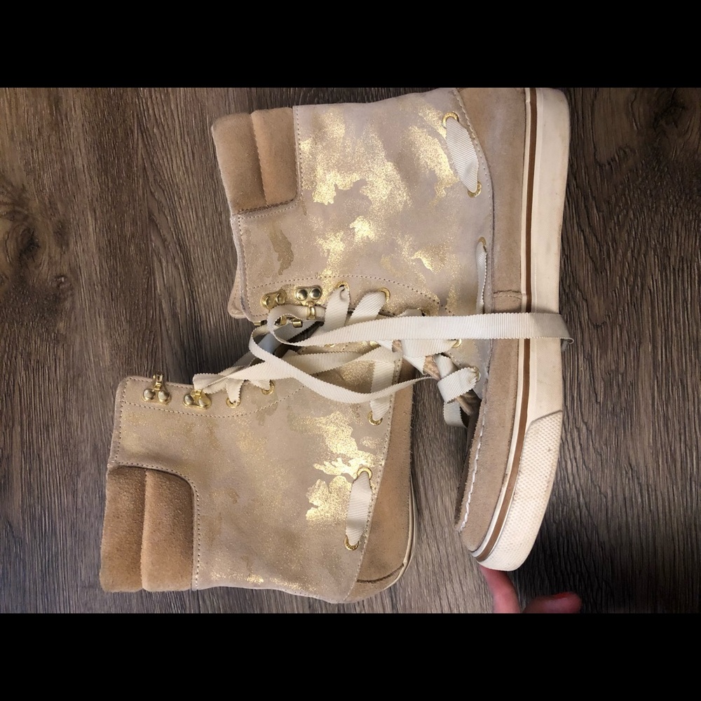 Sperry boots
